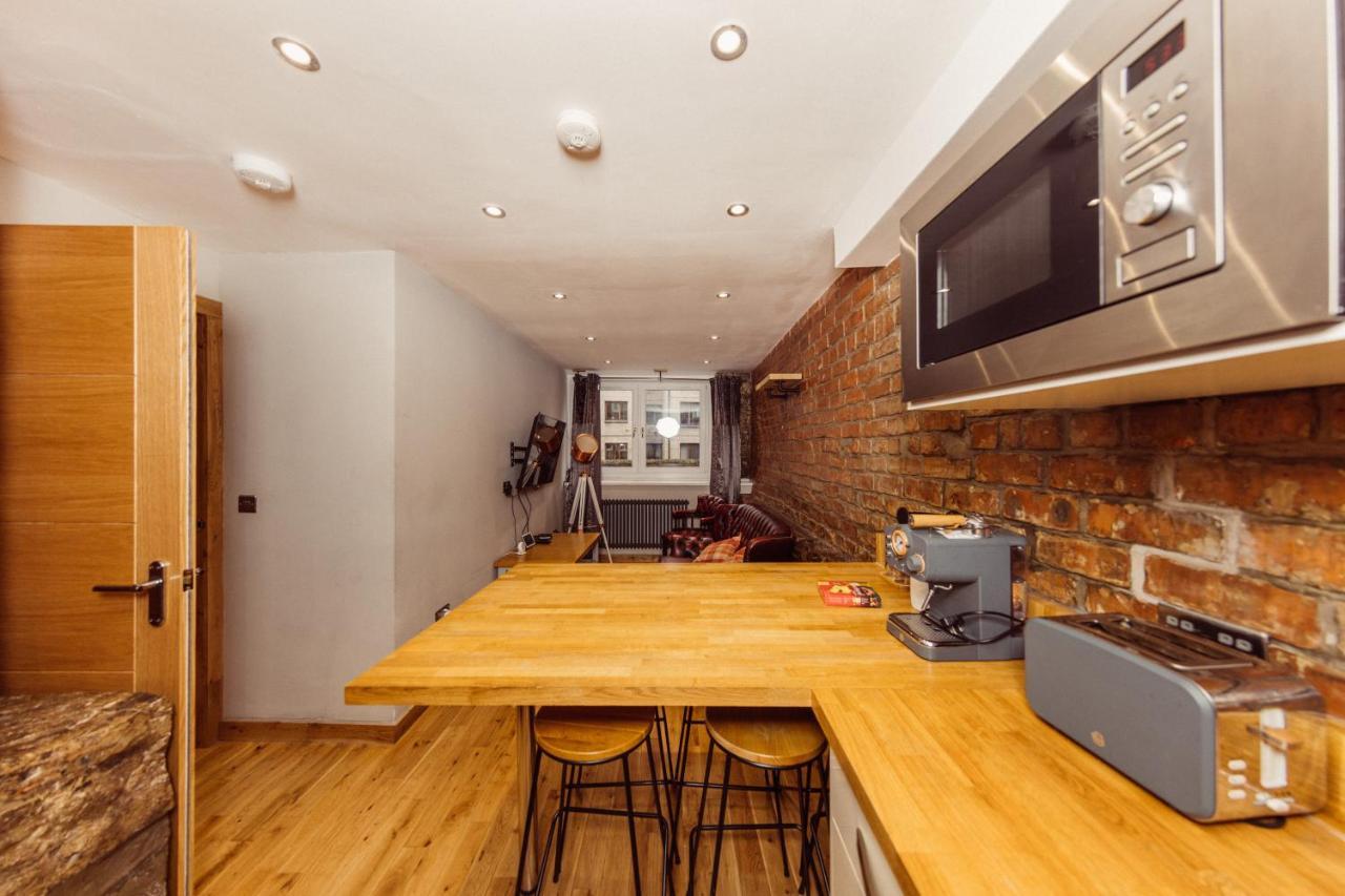 Superb Luxury Quality Central Apartment On Canal Appartement EDI