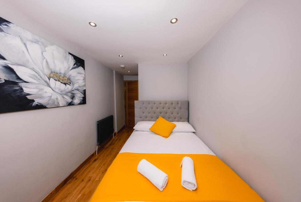 Superb Luxury Quality Central Apartment On Canal Appartement