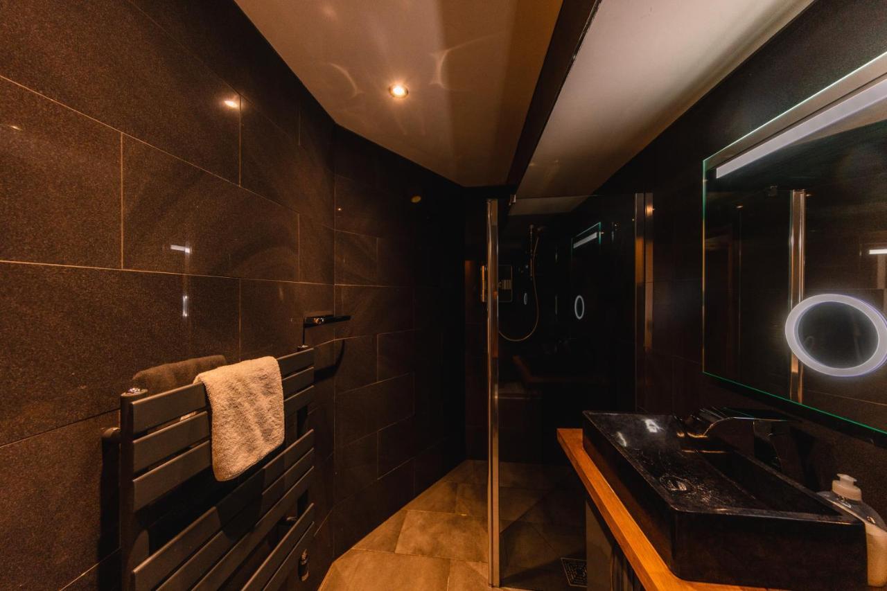 Superb Luxury Quality Central Apartment On Canal Appartement